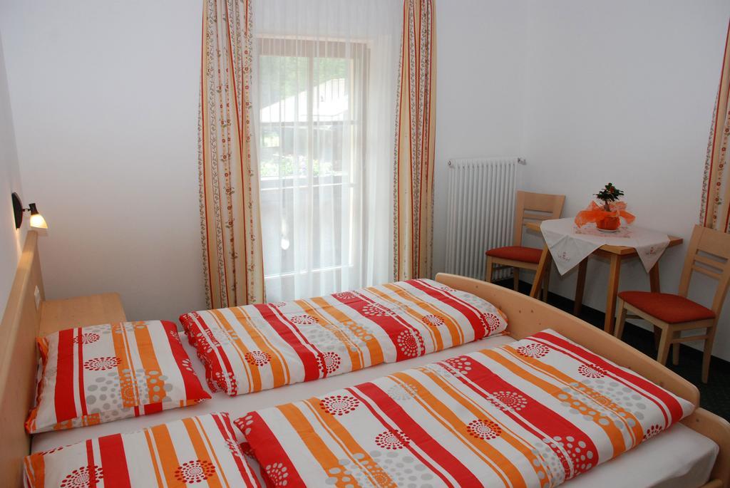 Binterhof Villa Sexten Kamer foto